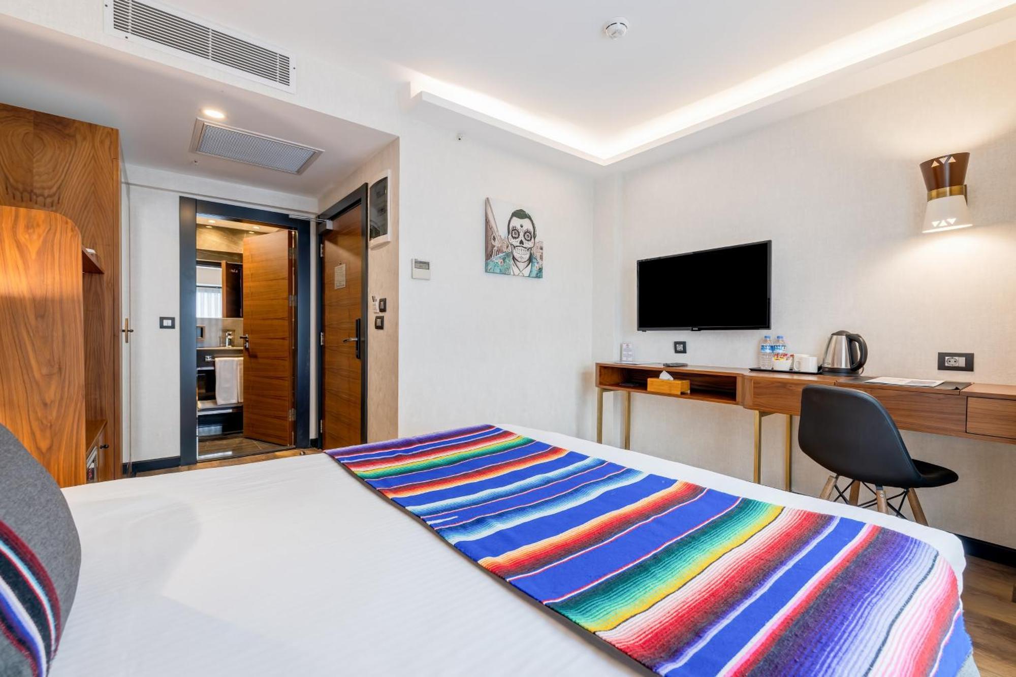 Hay Hotel Alsancak 伊兹密尔 外观 照片