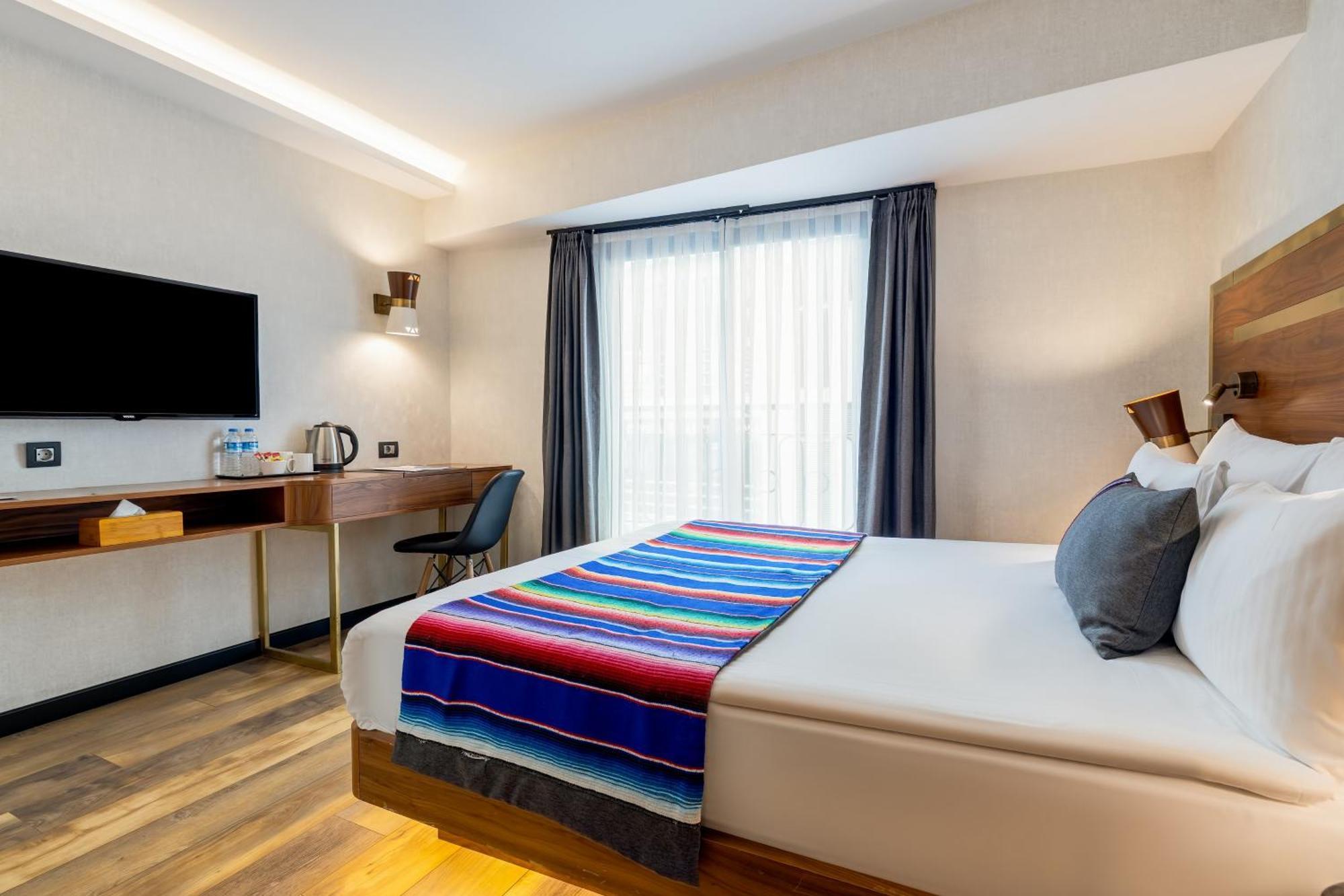 Hay Hotel Alsancak 伊兹密尔 外观 照片