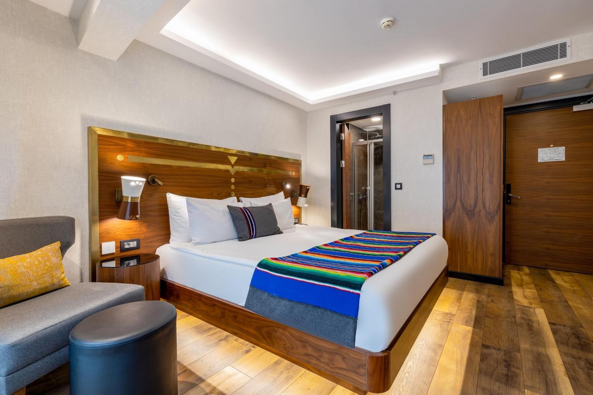Hay Hotel Alsancak 伊兹密尔 外观 照片