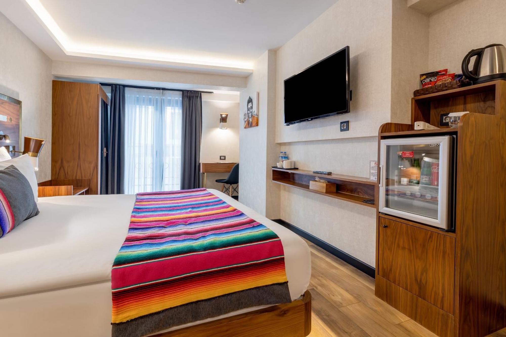 Hay Hotel Alsancak 伊兹密尔 外观 照片