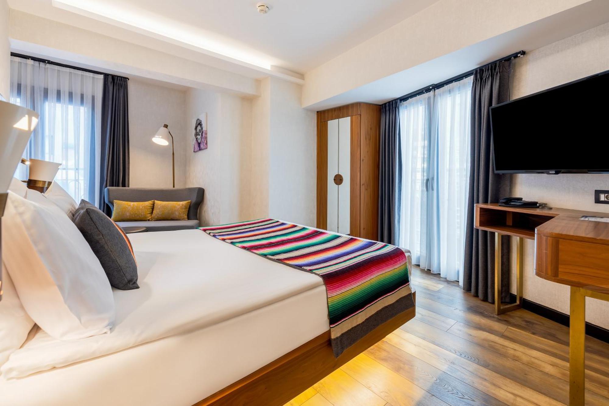Hay Hotel Alsancak 伊兹密尔 外观 照片
