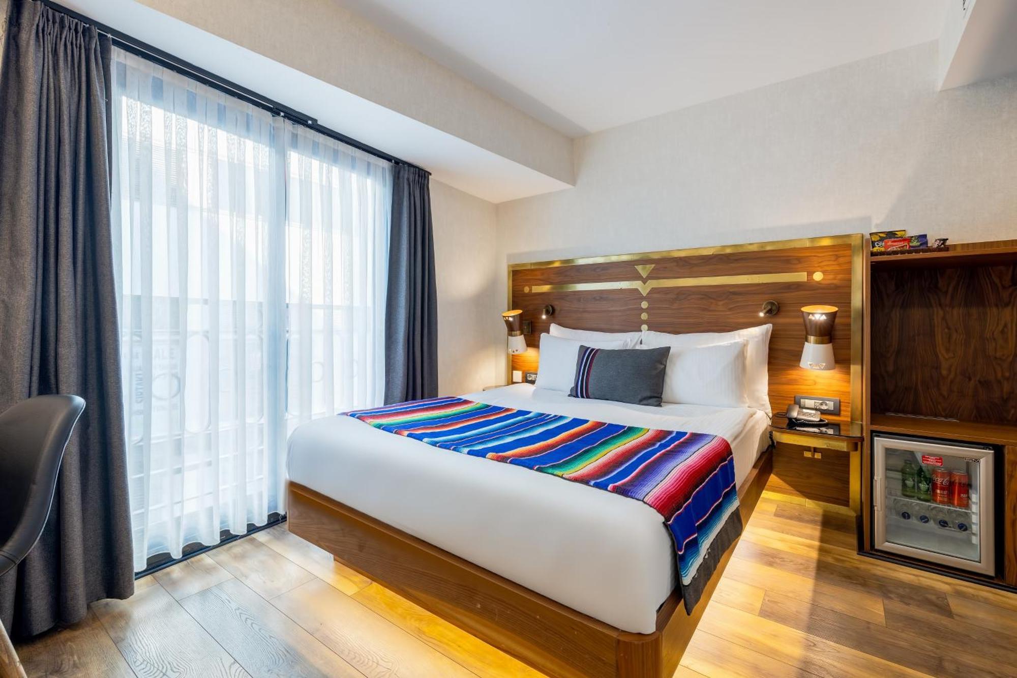 Hay Hotel Alsancak 伊兹密尔 外观 照片