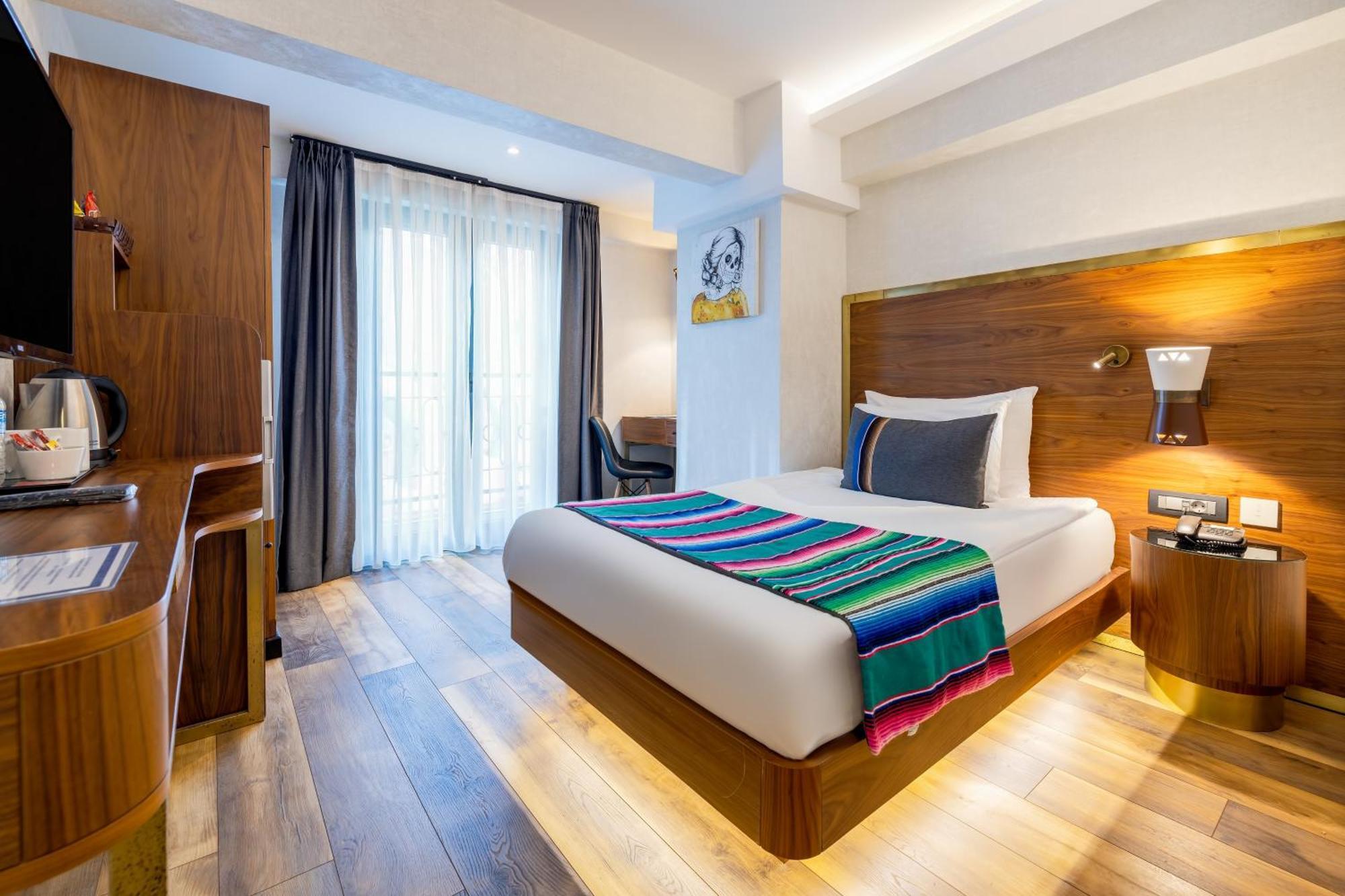 Hay Hotel Alsancak 伊兹密尔 外观 照片